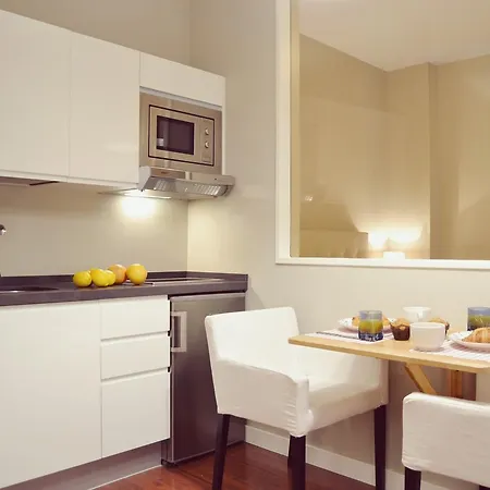 Plaza Del Obispo Apartment *